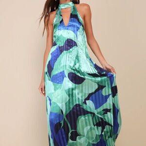 open lace back dress One-Shoulder Maxi Pleated Dress main image 0